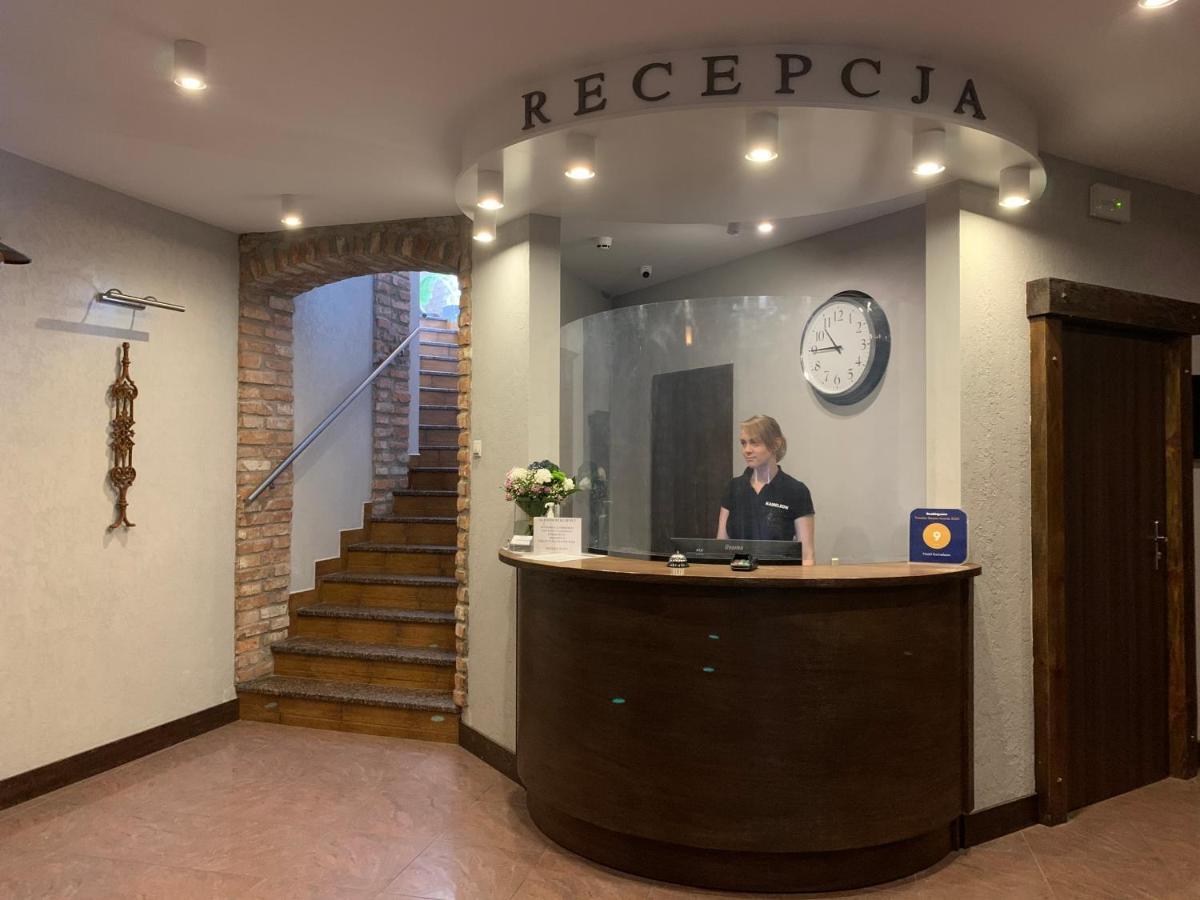 טרנובז'ג Hotel Kameleon מראה חיצוני תמונה
