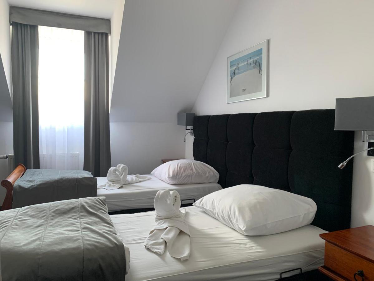 טרנובז'ג Hotel Kameleon מראה חיצוני תמונה