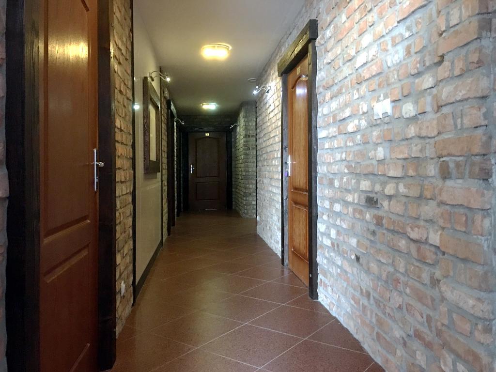 טרנובז'ג Hotel Kameleon מראה חיצוני תמונה
